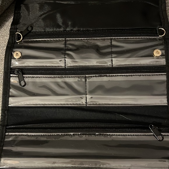 Makeup/Jewelry Organizer for travel Gold Embellishment - Picture 4 of 7